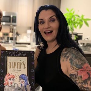 Meet your Posher, Angela